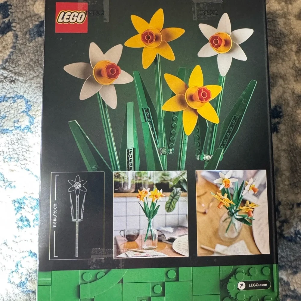 Lego Flower Bouquet 10280 Sunflowers 40524 and Daffodils 40646 Lot - Picture 4 of 8
